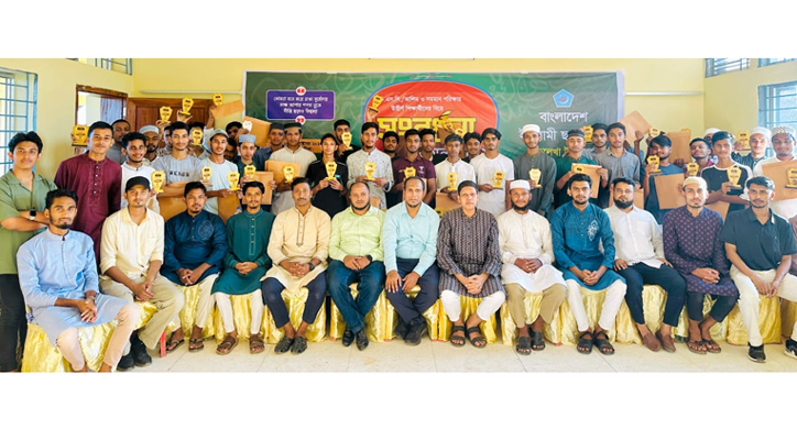 বড়লেখায় ছাত্রশিবিরের উদ্যোগে কৃতি শিক্ষার্থীদের সংবর্ধনা