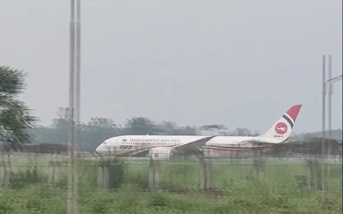 দুর্ঘটনার সাড়ে ৫ ঘন্টা পর সিলেট থেকে ছাড়ল লন্ডনগামী বিমান