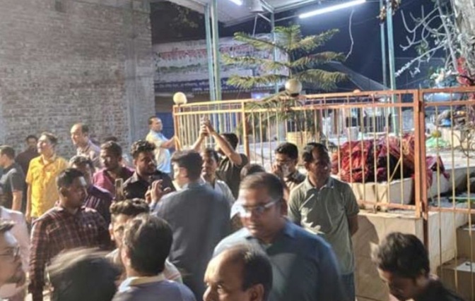 কুমিল্লায় মন্দিরে হাতবোমা নিক্ষেপ, পুরোহিতসহ আহত ৩