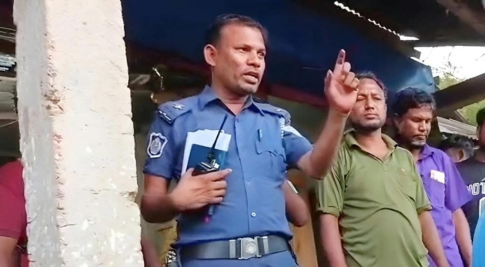 ‘ঘুষের টাকা দিয়ে পোশাক লাগিয়েছি, ঘুষ খাওয়া লাগবে’