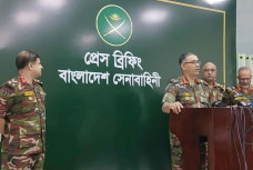 ১৫ কর্মকর্তাকে হেফাজতে নিয়েছে সেনাসদর
