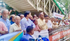 এবার ঢাকার রাজপথে ‘সিলেটবাসী’: ঢাকা-সিলেট সড়কের কাজ দ্রুত সম্পন্নের দাবি