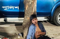 ভোর রাতে ঢাবি শিক্ষার্থীকে মেরে থানার সামনে ফেলে রাখল জাতীয় ছাত্রশক্তির ক্যাডাররা