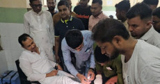 সুনামগঞ্জে টর্চলাইট জ্বালিয়ে সংঘর্ষ, সংসদ সদস্যসহ আহত অর্ধশত