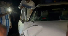 অটোরিকশাকে প্রাইভেটকারের ধাক্কা, প্রাণ গেলো মা-ছেলের