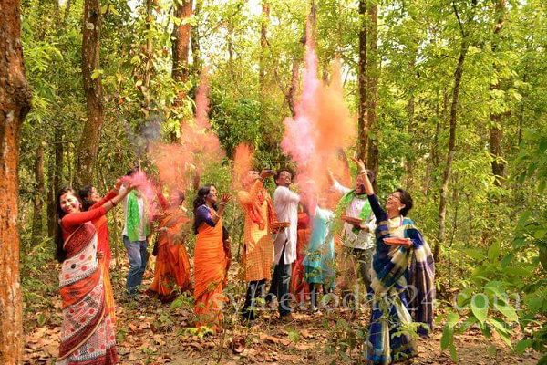 রবিরশ্মি'র হোলিউৎসব